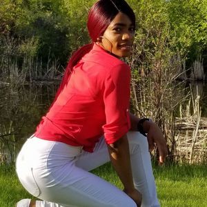 Meet your Posher, Esaw